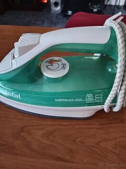 Žehlička Tefal