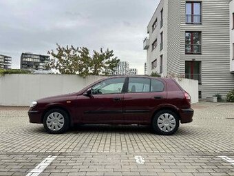 Nissan Almera