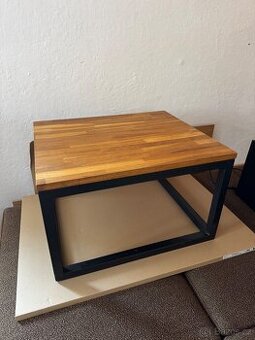 Konferenční stolek