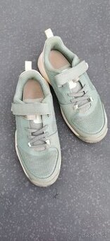 Dětské tenisové boty velikost 34