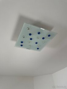 stropní světlo