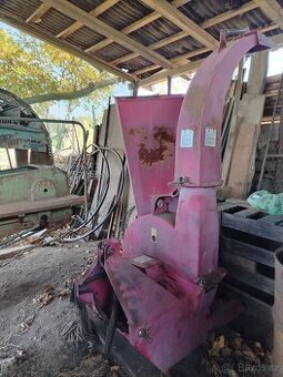 Štepkovačka za traktor