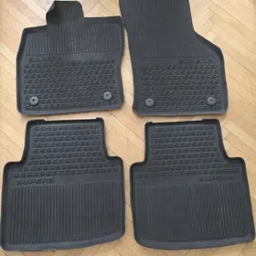 Gumové koberečky Škoda SUPERB originál