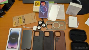 iPhone 14 Pro top stav