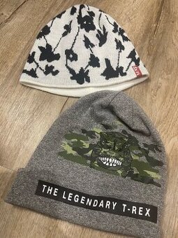 2 chlapecké čepice