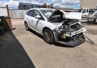 Prodám veškeré náhradní díly Ford Focus M1DD 1.0 Ecoboost 92