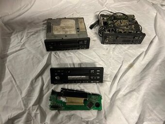 Autorádia bmw reverse RDS na díly