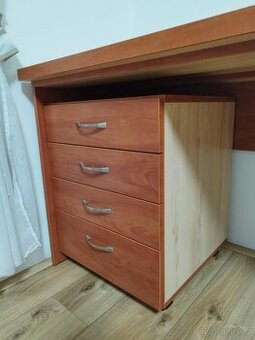 Psací stůl s kontejnerem