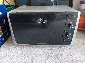 Mikrovlnka Electrolux EMS21400S i grilovani