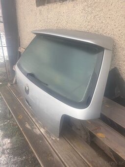 Prodám 5 dveře Golf IV + stříška - 1