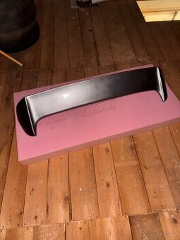 Subaru impreza 2008 křídlo sti