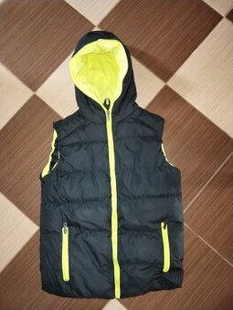 Zimní teplá vesta vel. 164-170