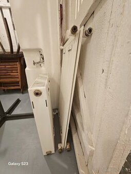 Nabízím 3ks radiátorů