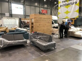 veletržní stánek z dubové dýhy