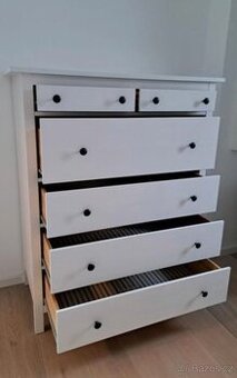 KOMODA IKEA HEMNES