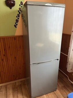 Prodám lednici s mrazákem