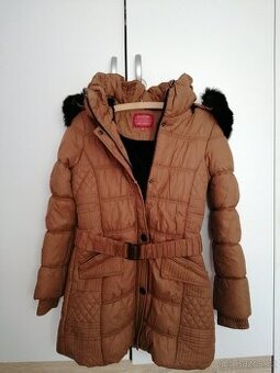 PRODÁM DÁMSKÝ HNĚDÝ KABÁT