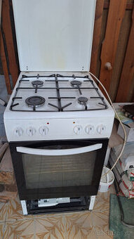 Kombinovaný sporák s troubou