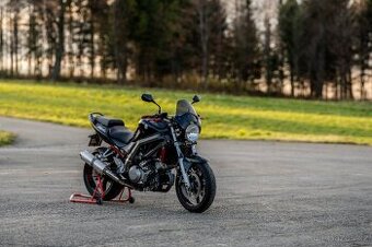 Suzuki SV1000 N