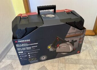Aku ruční okružní pila na kov Parkside Performance