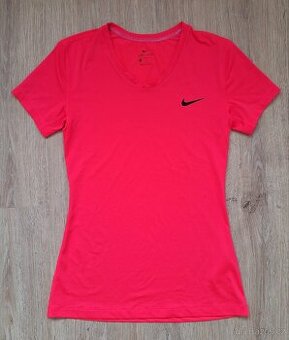 Reflexní růžové triko Nike vel.M