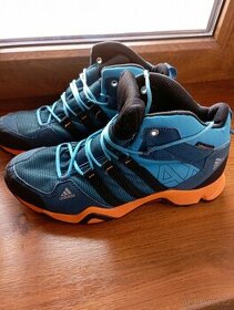 Kotníkvé boty Adidas