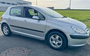 Peugeot 307 1.6 benzín 80kw AUTOMAT ,ČR,jen 60 000km