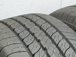 Pěkné letní pneu Goodyear 235/65/16C vzorek 9mm