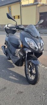 Skútr Keeway Cityblade 125