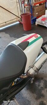 Ducati Monster 796