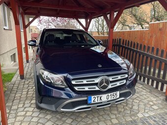 Mercedes-Benz Třídy E, 400d 4Matic All-Terrain Avantgarde