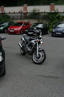 Suzuki GS500E