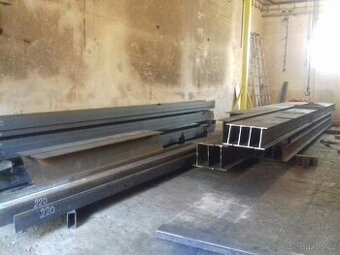 Konstrukce 10x20x4,5m