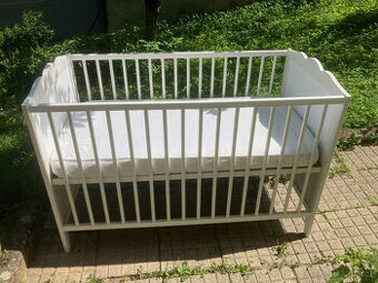 Dětská postýlka Ikea Hensvik, včetně matrace