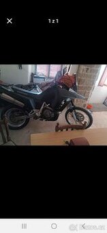 Suzuki DR Big 800s