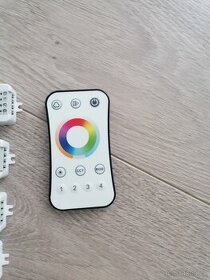 Prodám přijímač a ovladač na LED - 1
