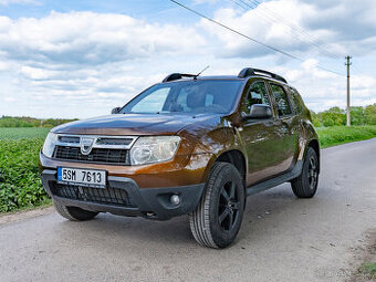 Dacia Duster 1.6i 4x2, servisovaný hezký vůz bez investic