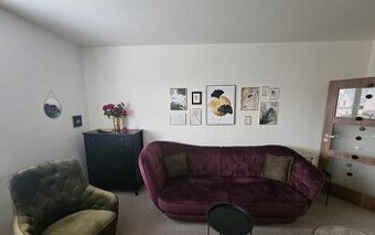 Komplet obývací pokoj + komody Hemnes
