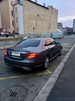 Mercedes-Benz E 2016