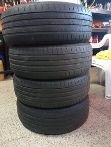 Leptni pneu 225/55 -18