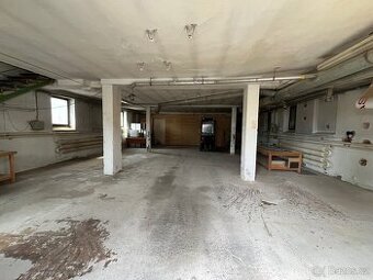 Pronájem skladovacích, nebo výrobních prostor