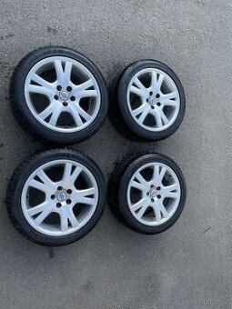 Volvo r17 225/45 r17