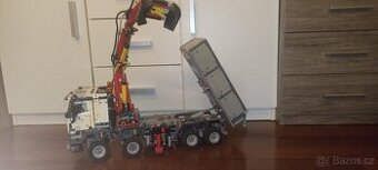 Lego technic Mercedez - Benz Arocs 3245
