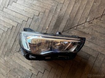 Světlomet pravý LED – Opel Grandland X