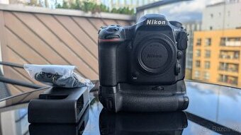 Nikon D500 38k GRIP