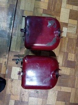 Nádrž Jawa 550,555