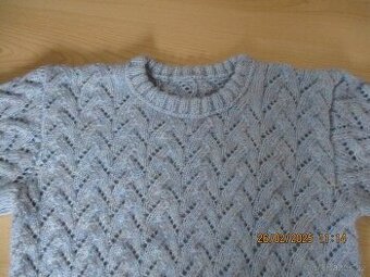 Nový ručně pletený dámský svetr