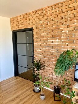 CIHLOVÝ OBKLAD ZE STARÝCH CIHEL (okraj cihly)