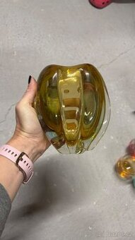 Váza Hana Machovská hutní sklo