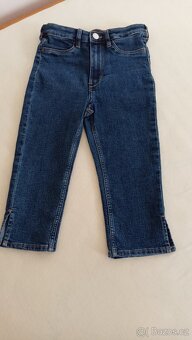 Dívčí džíny vel. 134
